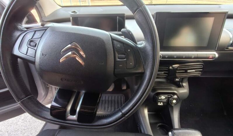 
								Citroën C4 CACTUS full									