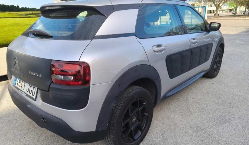
								Citroën C4 CACTUS full									