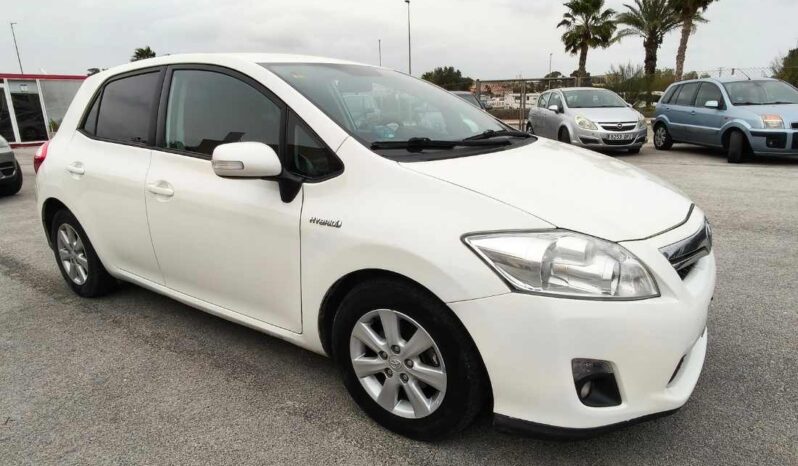 
								Toyota Auris Hybrid full									