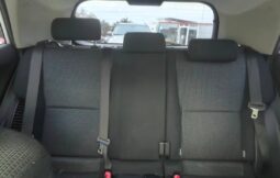 
										Toyota Auris Hybrid full									