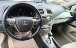 
										Toyota Avensis full									