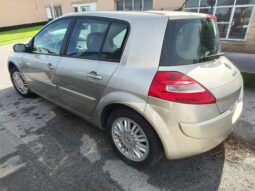
										RENAULT MEGANE full									