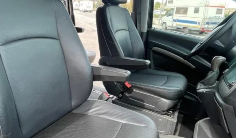 
								Mercedes Viano full									