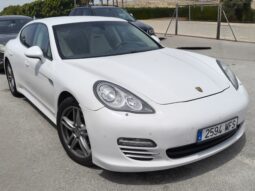 
										PORSCHE PANAMERA 4 full									