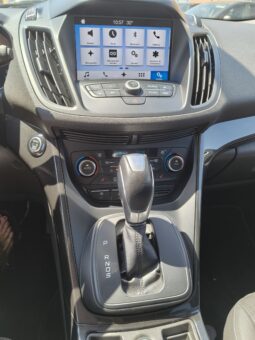
										Ford Kuga AWD full									