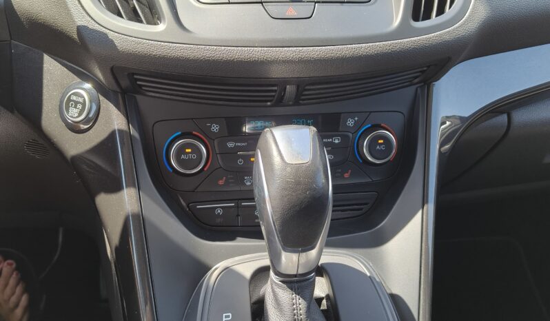 
								Ford Kuga AWD full									