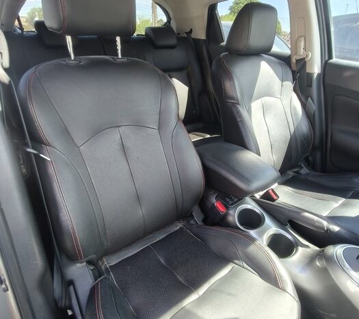 
								NISSAN JUKE full									