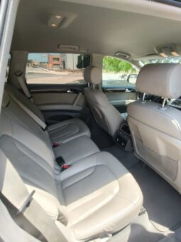 
										Audi Q7 full									
