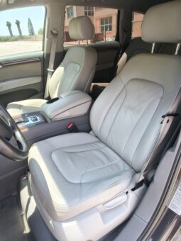
										Audi Q7 full									