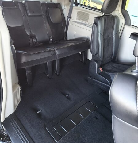
								Lancia Voyager 2.8 CRD full									