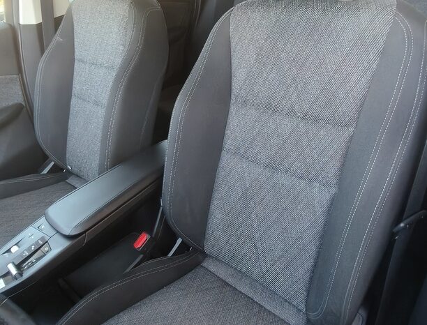 
								BMW X1 Sdrive20i full									