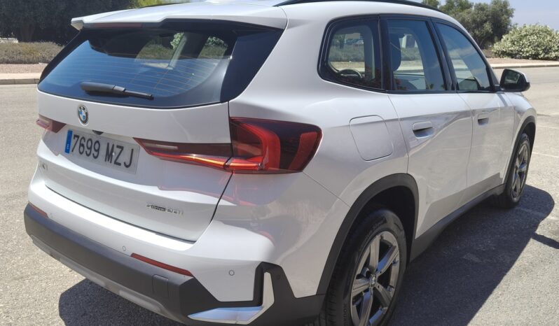 
								BMW X1 Sdrive20i full									