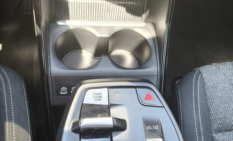 
								BMW X1 Sdrive20i full									