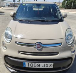 
										FIAT 500L full									