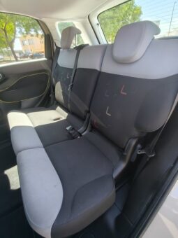 
										FIAT 500L full									
