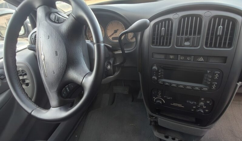 
								CHRYSLER Grand Voyager 2.8CRD LX full									