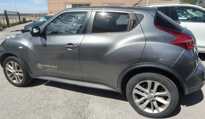 
								NISSAN JUKE full									