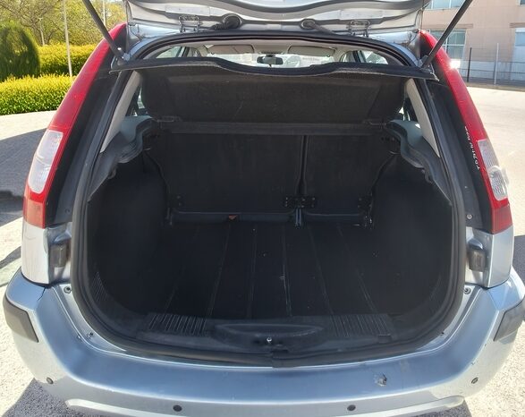 
								FORD FUSION full									