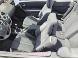 
										RENAULT MEGANE CC CABRIO full									