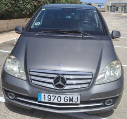 MERCEDES-BENZ A180