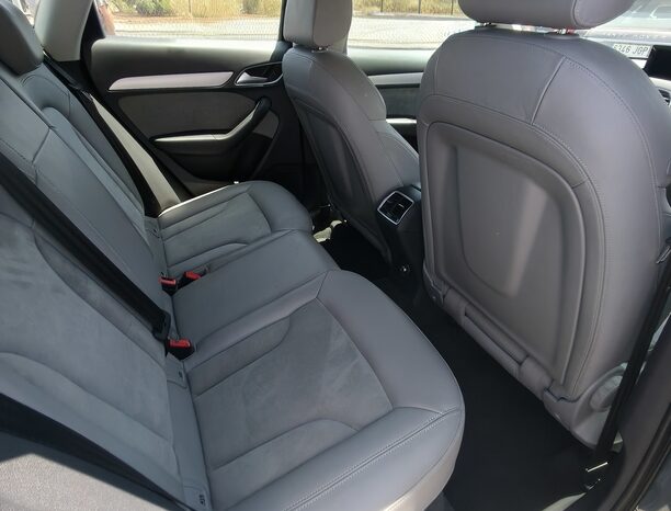
								Audi Q3 1.4 TFSI S tronic full									