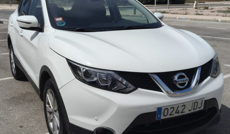 
								Nissan Qashqai full									