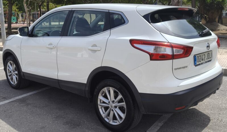 
								Nissan Qashqai full									
