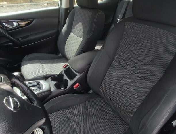 
								Nissan Qashqai full									