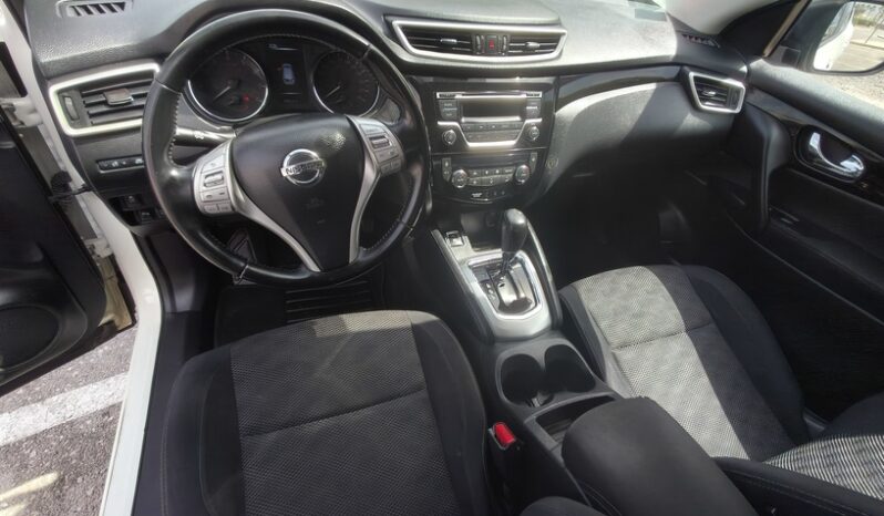 
								Nissan Qashqai full									