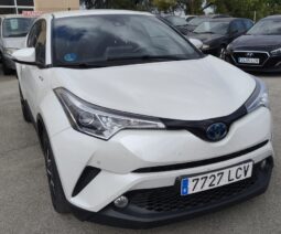 
										TOYOTA C-HR full									