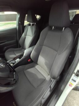 
										TOYOTA C-HR full									