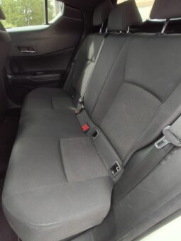 
										TOYOTA C-HR full									