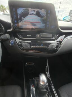 
										TOYOTA C-HR full									