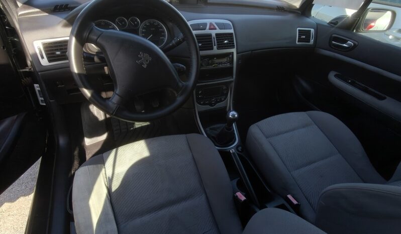
								PEUGEOT 307 full									