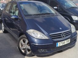 
										MERCEDES BENZ A180 full									