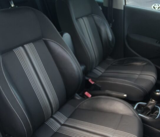 
								VOLKSWAGEN POLO full									