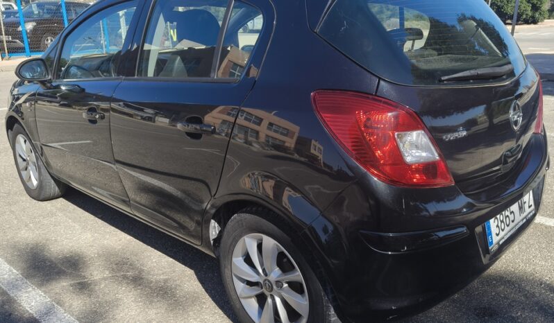 
								OPEL CORSA full									
